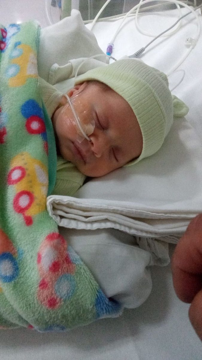 Kariv51's tweet photo. Mati tiene 20 días hijo de una bombero necesita 2 cirugías de corazón, esto genera muchos gastos y son gente humilde. Lo q puedas aportar, Tienen Mercadopago 3644593255 a nombre de Nelson Giménez, hay q aclarar que es para Maty 🙏CBU mercado pago 0000003100071044871240 Gracias ❤ https://t.co/6eauHJSr7f