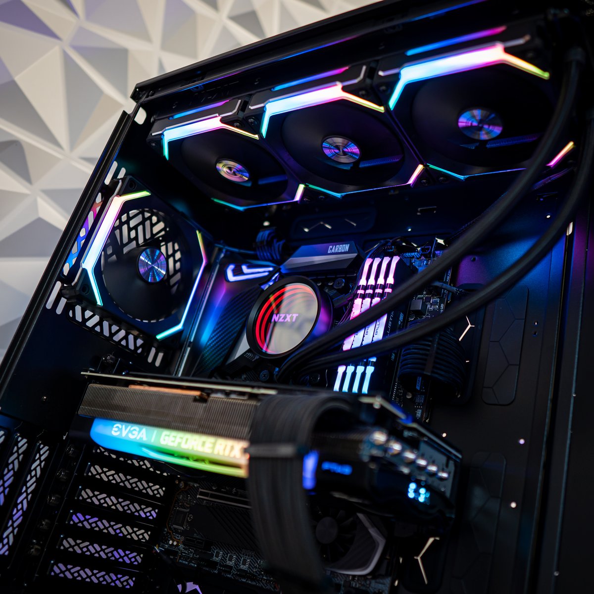 StinceBuilt's tweet image. We've been creating some absolute monsters lately. 🔥

Who's Next?! ✅
stincebuilt.com/lets-build

#StinceBuilt #CustomPCs