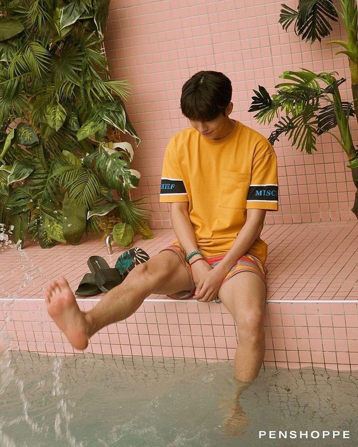 hourlyskawngur's tweet photo. — #남주혁 #namjoohyuk #skawngur #南柱赫 #ナムジュヒョク #นัมจูฮยอก https://t.co/S6NpXOpo6u
