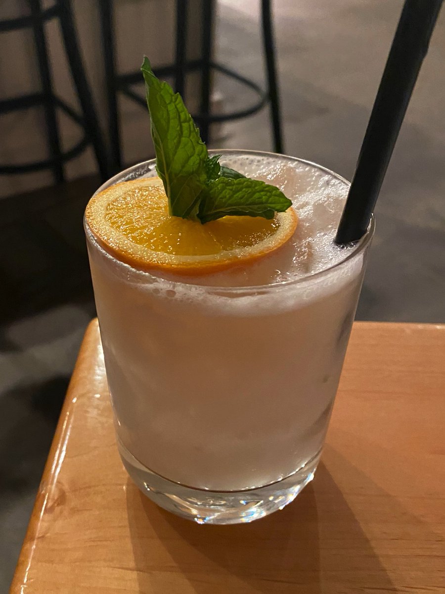 MezcalGal's tweet photo. Look at this beauty made with @WahakaMezcal #mezcal #craftcocktails #mezcalcocktails https://t.co/cmfCL52lhs