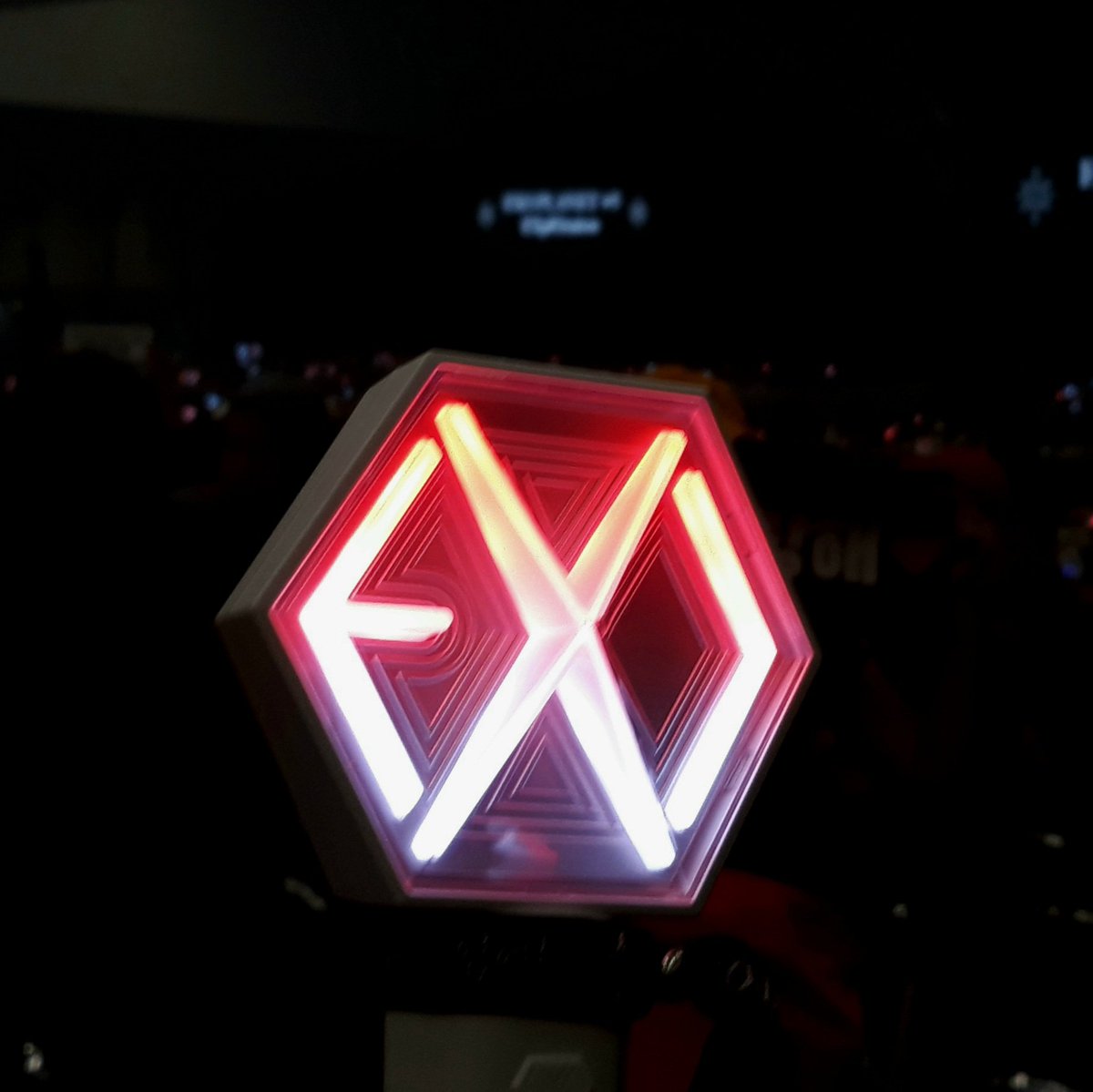 exomyonlystar's tweet photo. 23 November.... #EXplOrationinJakarta 2 tahun yang lalu😭😭😭 @weareoneEXO https://t.co/tULt4VQGEN