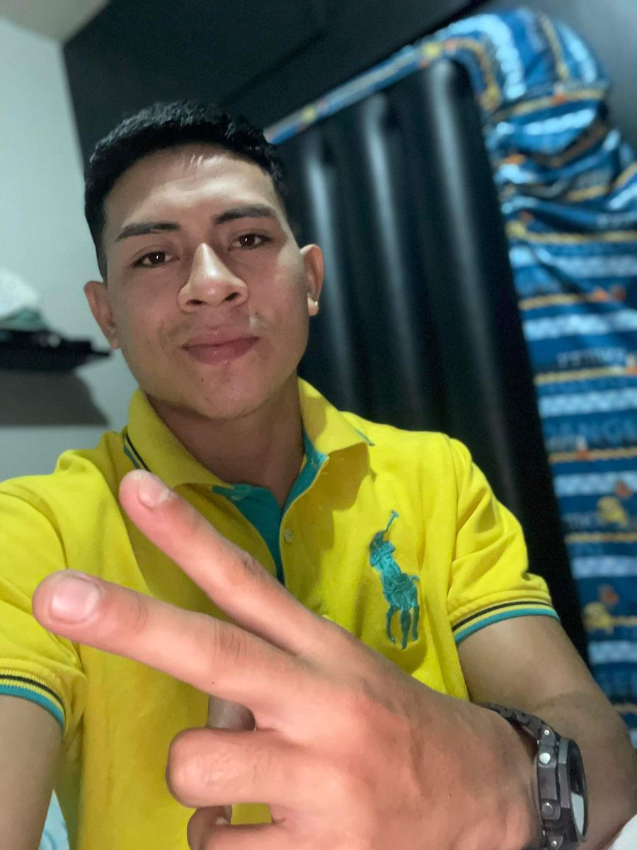 DiegoJoniel's tweet photo. Sinlge 21 años del sur de gye https://t.co/vU9pziod3z