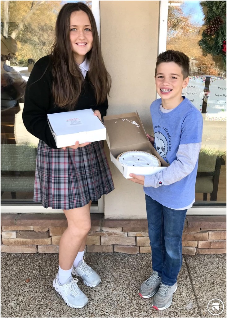 MemphisBraces's tweet image. It’s time for another Monday #SCOSecret! ⏱🤫

If you come to our office to get your braces on the week of Thanksgiving…

… you will leave with a “Braces-Friendly” chocolate pie! 🙌🏻🥧💯

You’re welcome, Louisa and RJ, for introducing you and yours to… ift.tt/1hvAZtn