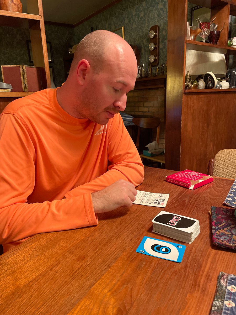 MissLansdon's tweet photo. Hanging out at my grandparents’ house this evening. Hey @realUNOgame  I know we’re 39 years late, but my brother and I are wondering if we can still get a T-shirt? https://t.co/5nKYPf4ypk
