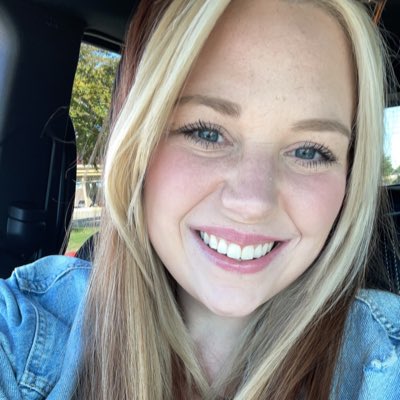 ashleyoler's tweet photo. #NewProfilePic https://t.co/bIZQfix31s