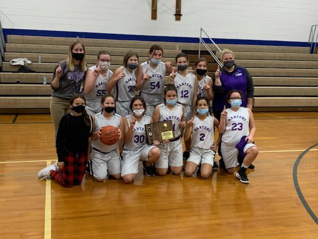 MantenoMSsports's tweet photo. 7th Grade girls basketball regional champs.  Way to go ladies.  Keep it rolling.  #allpurpleallin @MHS_AthBoosters @Manteno5 https://t.co/kAjeI41aRv