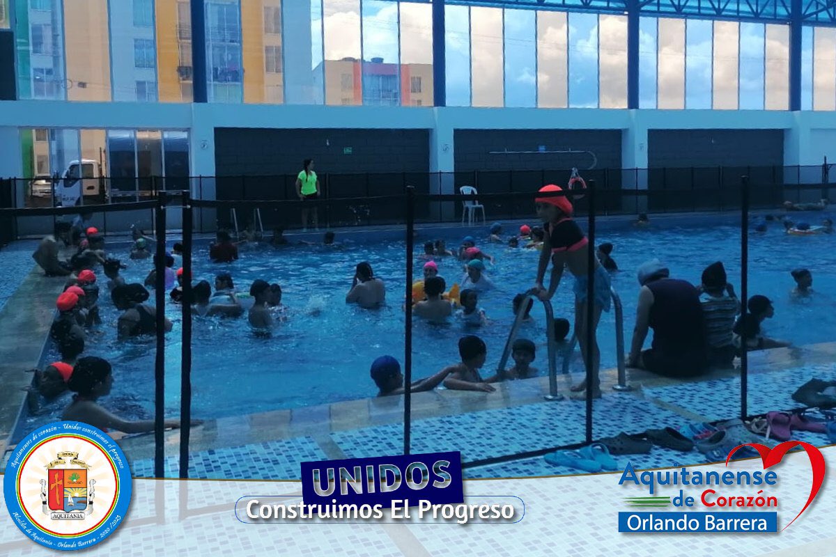 🤩 Los niños y niñas de las Instituciones Educativas de la Región Sur tuvieron una jornada lúdica en la piscina municipal.

👉🏼 ‘Unidos Construimos El Progreso’

#Aquitania #RegiónSur #Natación #Infancia