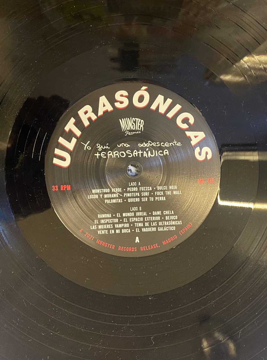 LaRomaRecords's tweet photo. En alianza con @MunsterRecords editamos en LP el disco “Yo Fui Una Adolescente Terrosatánica”@LasUltrasonicas en vinilo rojo ó negro con textos de @AliGuaGua y @GFadanelli disponible el próximo viernes en la edición Black Friday de @RSD_MEX @recordstoreday @JessyBulbo @JennyBombo https://t.co/4WQxcXvkRm