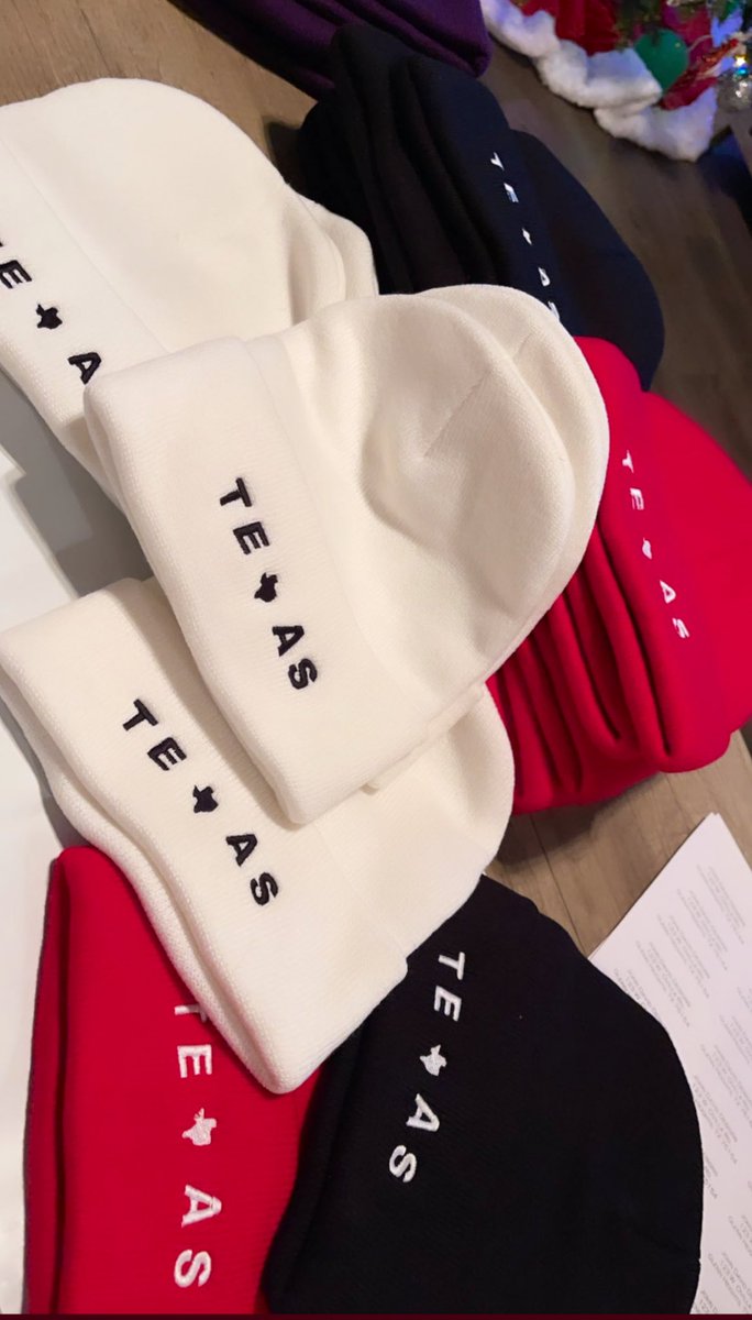 JohnDavidCas's tweet photo. 🚨 TWITTER GIVE-AWAY 🚨 

I want to say THANK YOU for all the support lately by giving away 6 Free Besnies 🧢 

Just RT &amp; FAV this post 👍🏼

I’ll pick 6 random people ☑️
(Make sure to FOLLOW so I can get a good mailing for next week.) https://t.co/mMZD3T58yZ