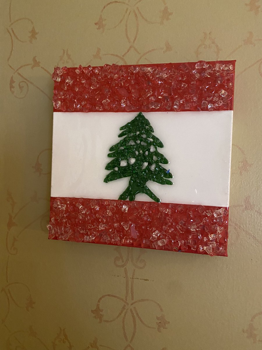 Lebanese flag with shattered glass, resin . Do you love it?