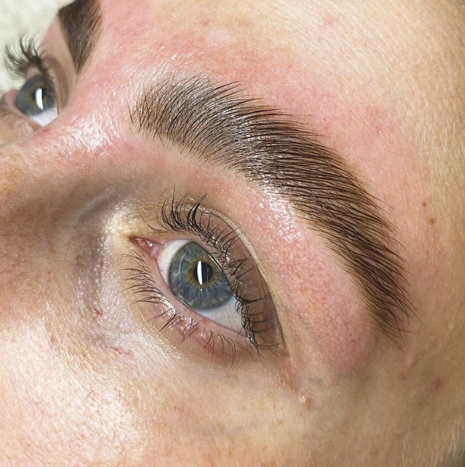 Lockslash's tweet image. Brow Lamination &amp;amp; Lash Lift by @casadifaceandbody using our LL Lift products 😍