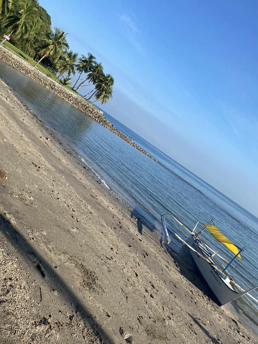 MrKingsman10's tweet photo. SKY above,
SAND below,
PEACE within. https://t.co/0tYznUszmT