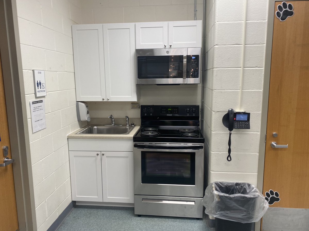 Mrs. Biedermann tweet media