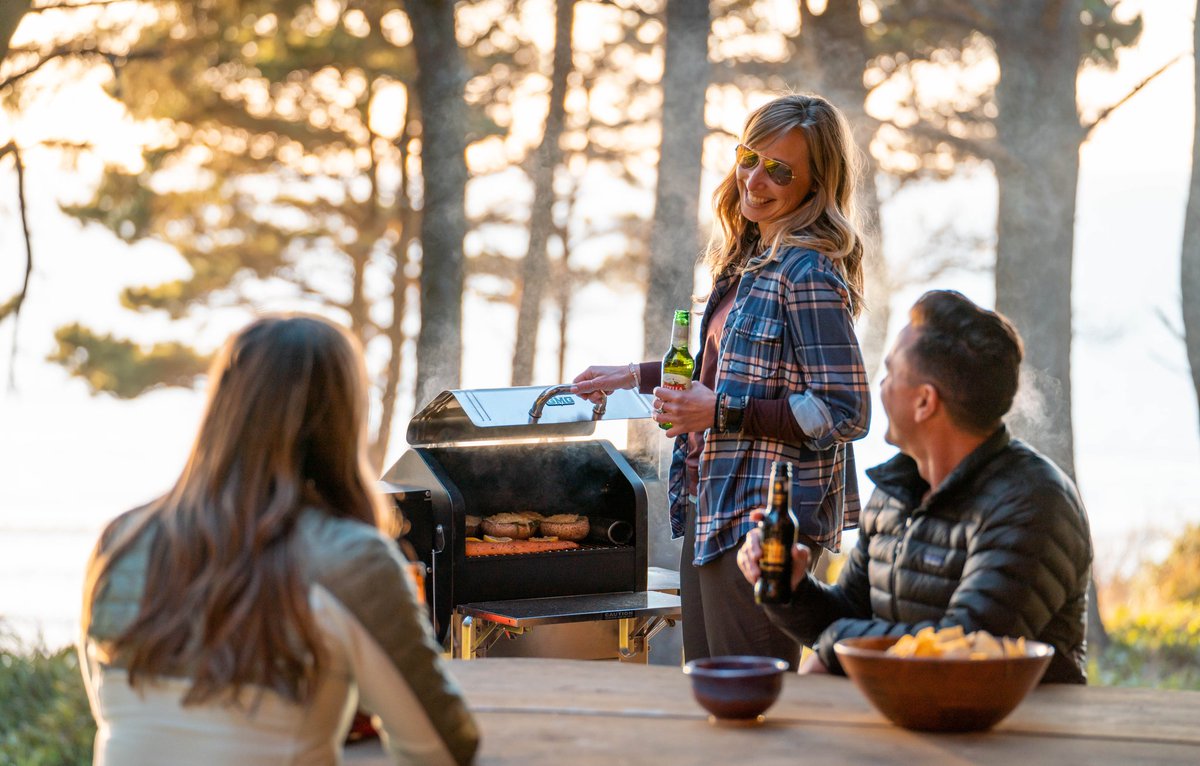 Love this table top smoker. Go. register. Win.