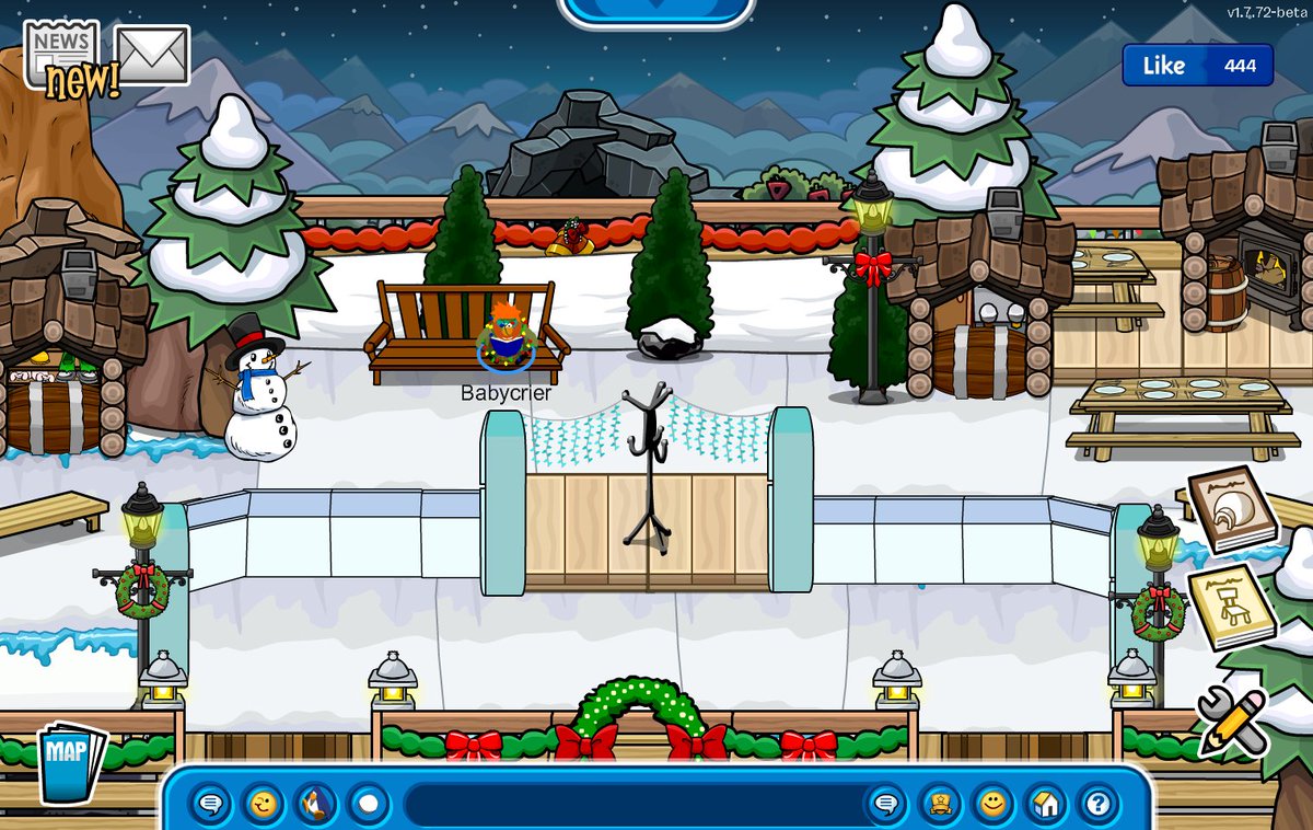 Ice Rink ⛸️

Better not slip up on Ice. Feeling a bit on the vibe on Christmas so I added up some Christmas décor.