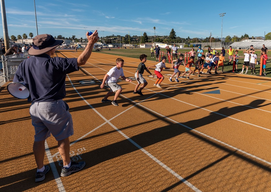 ArroyoGrandeCA's tweet photo. Thank you to the runners that participated in the 44th Annual Turkey Trot! Thank you to our amazing volunteers. #turkeytrot #funrun #agrec #arroyogrande #healthyfamilies https://t.co/hfA8oUirCZ