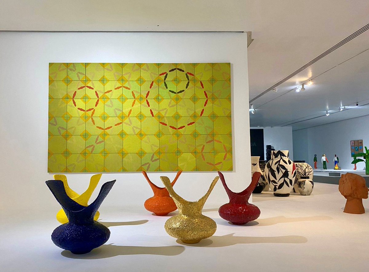 Estudio Esrawe es el encargado de la museografía de la exposición de Cerámica Suro: una historia de colaboración, producción y coleccionismo en el Arte Contemporáneo.

Lee más acerca de esta exposición en el MAZ en 380GDL.

Por Sara Ezzy
bit.ly/3HLELvV