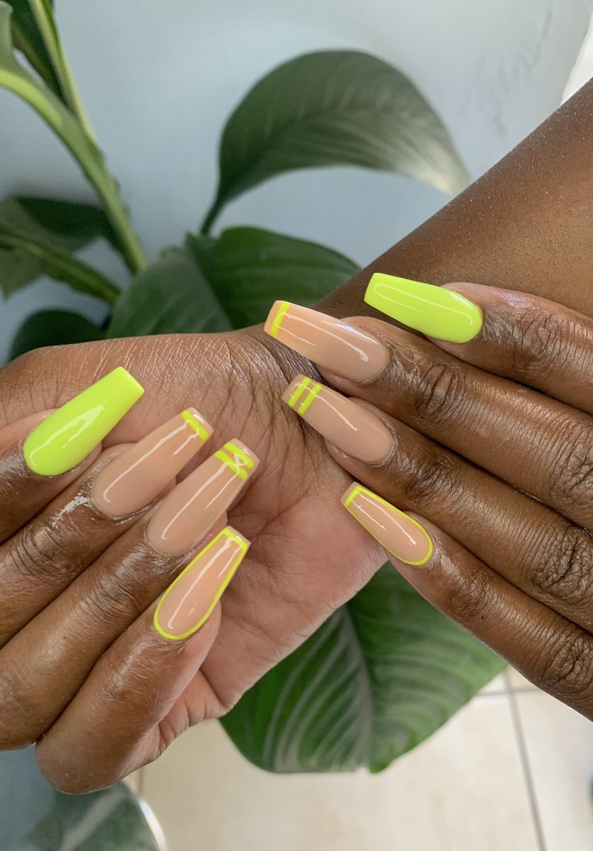 claragamanails's tweet photo. Like with nude #claragamanails #nails #nailart #centurionnails https://t.co/jq1PMCyDek