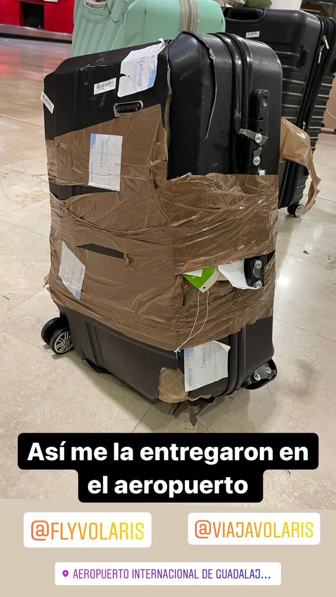 gilbertogarzonm's tweet photo. cómo estaba antes de salir de mis vacaciones hasta la ultima vez que fue cuando me la entregaron @flyvolaris @Profeco @SRE_mx @GN_MEXICO_ @SEGOB_mx https://t.co/yQZIAlXYes