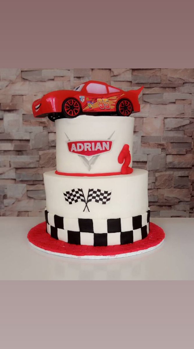 carolnj34344433's tweet photo. McQueen lightning cake
Vanilla,chocolate and strawberry cake
The boy was do excited when he saw the McQueen toy car
#boyscake
#birthdayboy
#nairobibaker
#secondbirthday
#yummycakes
# https://t.co/nXiIUL7qvE