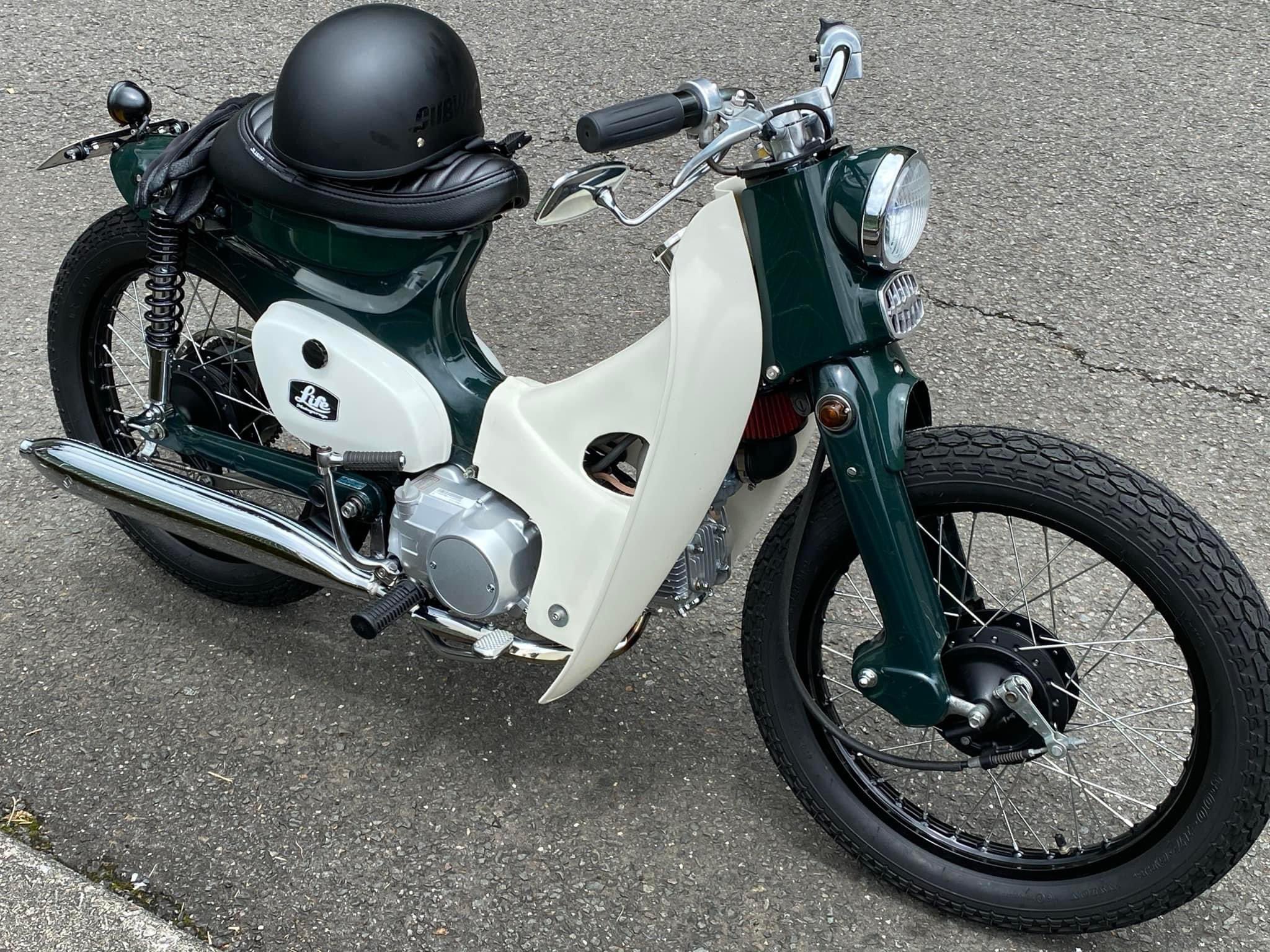 W C M キシュウカブヌシ 切り文字係 公式 Twitter પર 次紹介するメンバーのカブはこちら 和歌山のショップlifeさんで製作されたオシャレなカスタムカブ キシュウカブヌシ 紀州株主 スーパーカブ カスタムカブ T Co P2ctnb6xeb Twitter