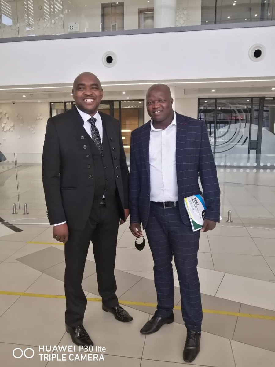 Atm_Tshwane's tweet photo. Cllr Elect @MncediNdzwanana of the @ATMovement_SA has arrived at Tshwane House for the Tshwane inaugural Council Meeting.  

@ThobekaMncube1 
@ZungulaVuyo 
@MzwaneleManyi https://t.co/xTRk0wDNuc