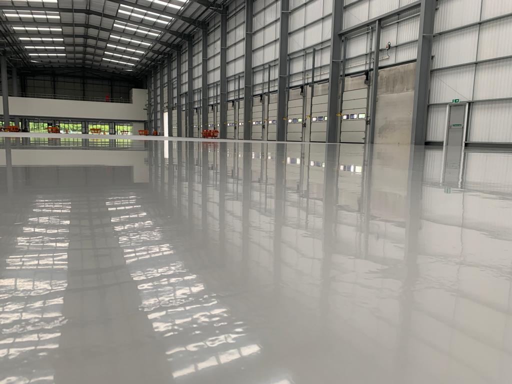New coatings for a rather large warehouse

#resinflooring #industrialflooring #flooring #warehouse #contracting