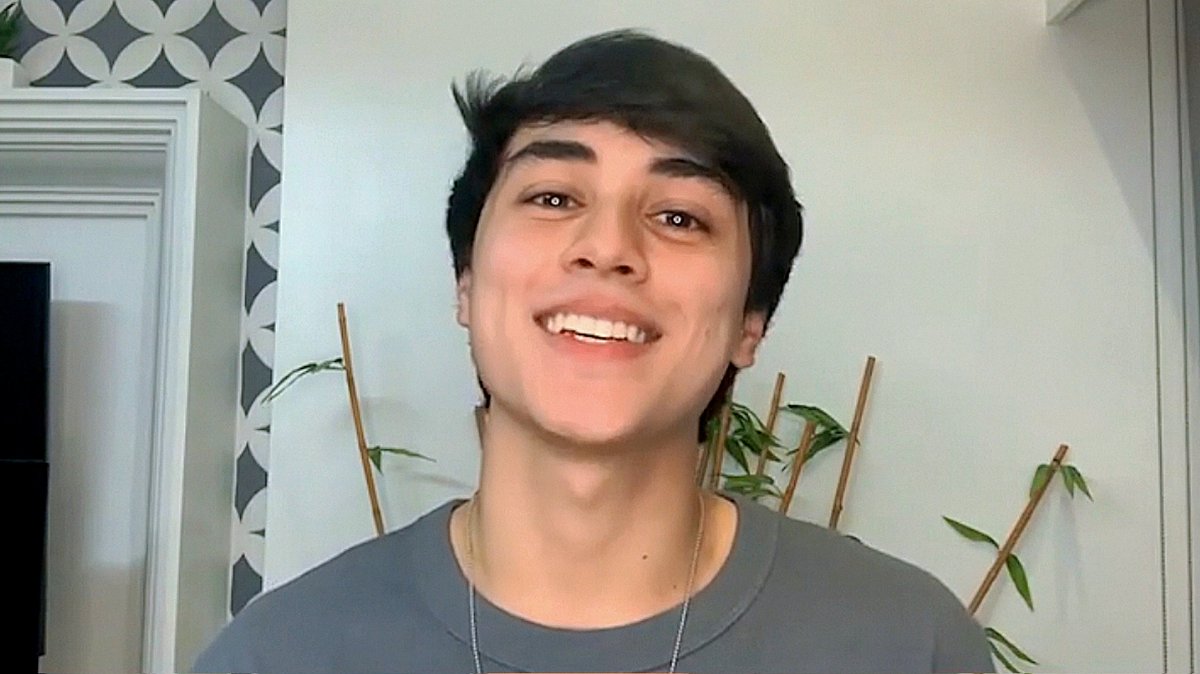 maywardiology's tweet photo. aba sandale lang pogi @Barber_Edward_ may utang ka pa sameng kumu livestream 😌 https://t.co/r6EymTI3jS