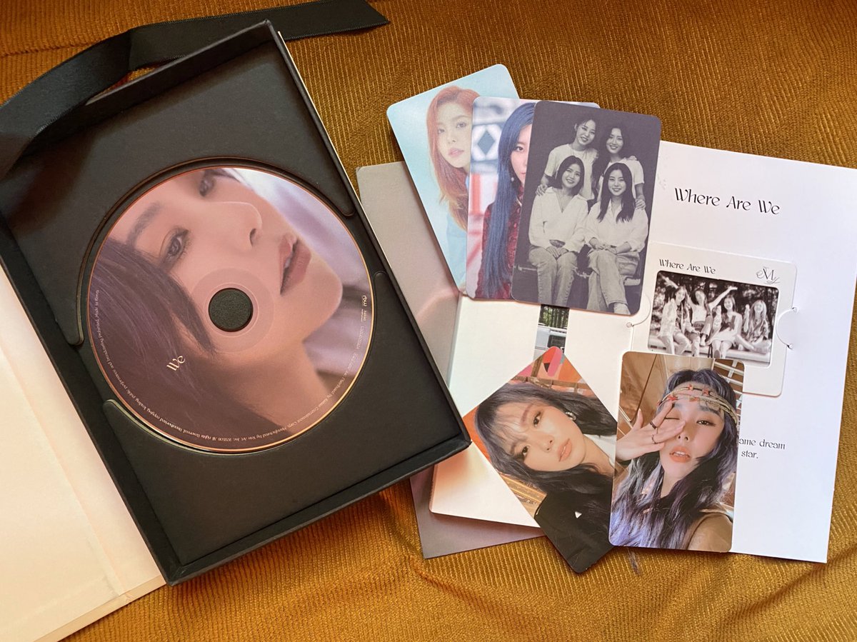 keystitude's tweet photo. thank you po sa bubble wrap at scotches tape na may konting album and photocards!! sa susunod na budol po ulit ๐คง๐คง
#minsolar_proofs @minsolar_cart ๐ค https://t.co/b32aF8OtNg