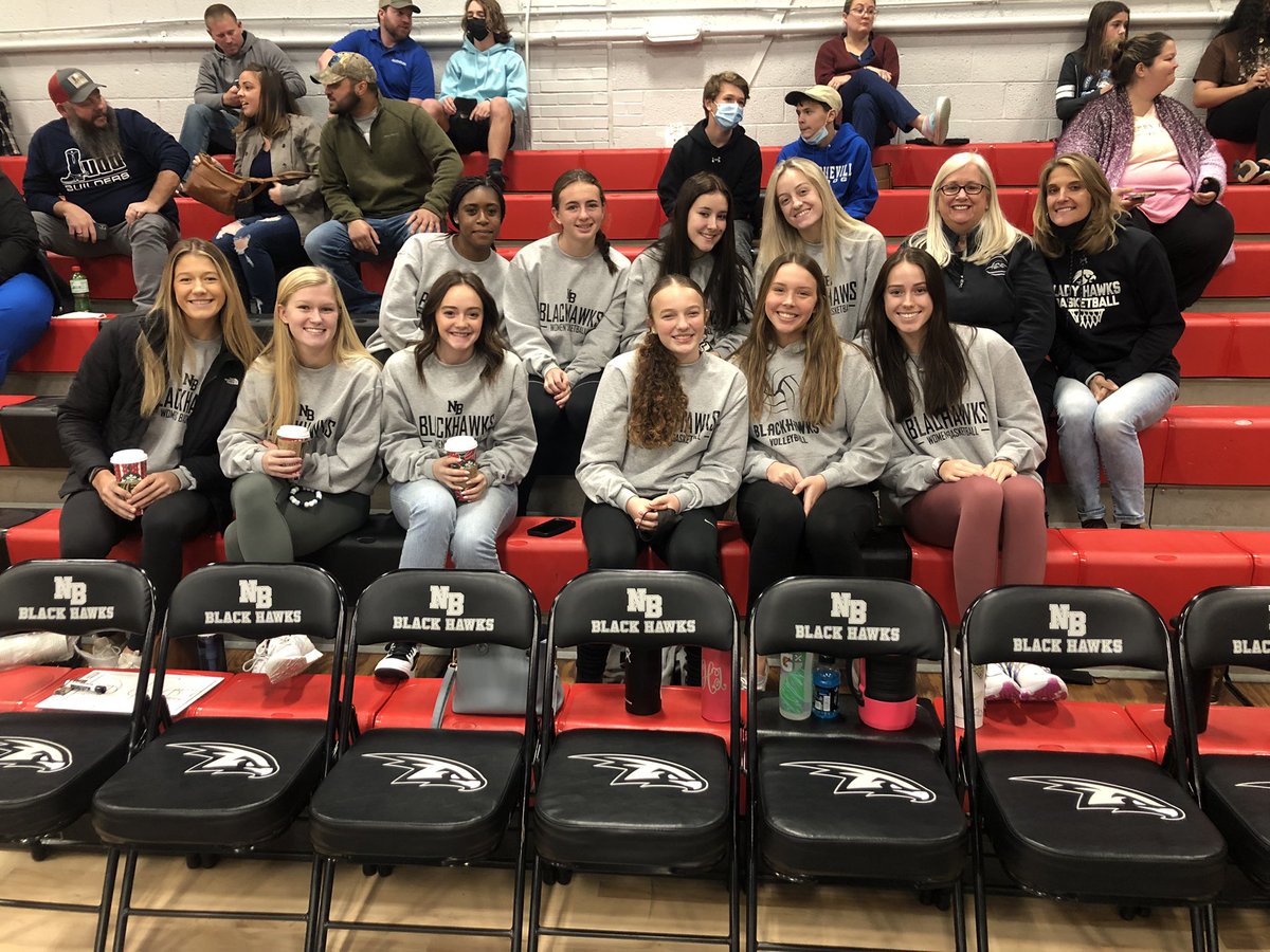 nbhs_s's tweet photo. Enjoyed supporting our future Lady Hawks tonight! Tough loss, but you sure played hard!! You ladies are going to have a great season! Keep getting after it 🖤🤍💪🏼#BHP https://t.co/Vy4RX0BRdu