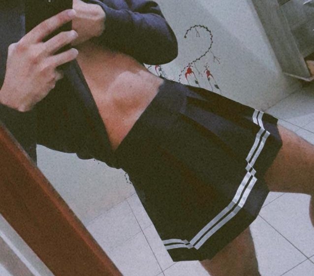 Haruzim_'s tweet photo. Pode garoto de saia no grupo?

#femboy #boy #sexy https://t.co/NE2TUqPKwS
