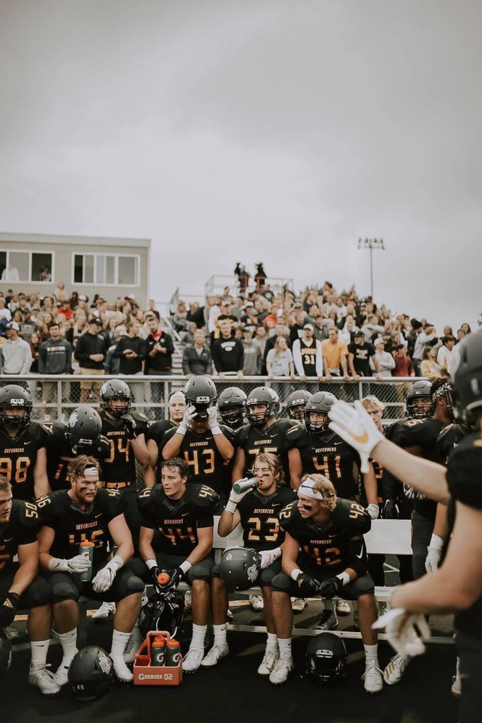 After a great conversation with <a href="/Coach_Roelofs/">Coach Taylor Roelofs</a> I am grateful to announce I have received an offer to play football at Dordt University! 
<a href="/DordtFB/">Dordt Football</a> <a href="/RAREAcademyID/">RARE Academy</a> <a href="/chrisculig/">Chris Culig-Coach Q</a>