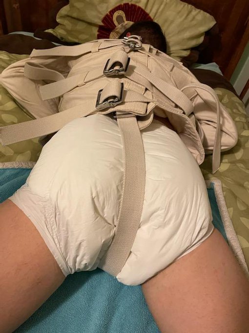 I get to play with &amp; film with this hottie this weekend. So excited to bounce him on my lap in his thicc<a href="/tag/abdl"class="tags"><span>#abdl</span></a><a href="/tag/mdlb"class="tags"><span>#mdlb</span></a><a href="/tag/abdllifestyle"class="tags"><span>#abdllifestyle</span></a><a href="/tag/abdlnursery"class="tags"><span>#abdlnursery</span></a><a href="/tag/cgll"class="tags"><span>#cgll</span></a>