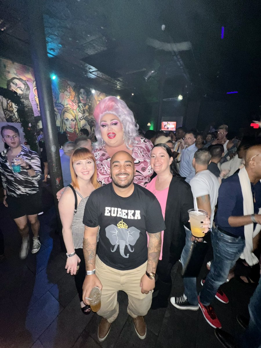 NickLVAZ's tweet photo. @eurekaohara Was so happy! https://t.co/r0AyE13jKO