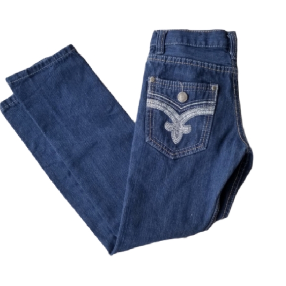 Jocepandasclos1's tweet image. So good I had to share! Check out all the items I&apos;m loving on @Poshmarkapp #poshmark #fashion #style #shopmycloset #jeanstation #americaneagleoutfitters #zara: posh.mk/pJbWxRrkplb