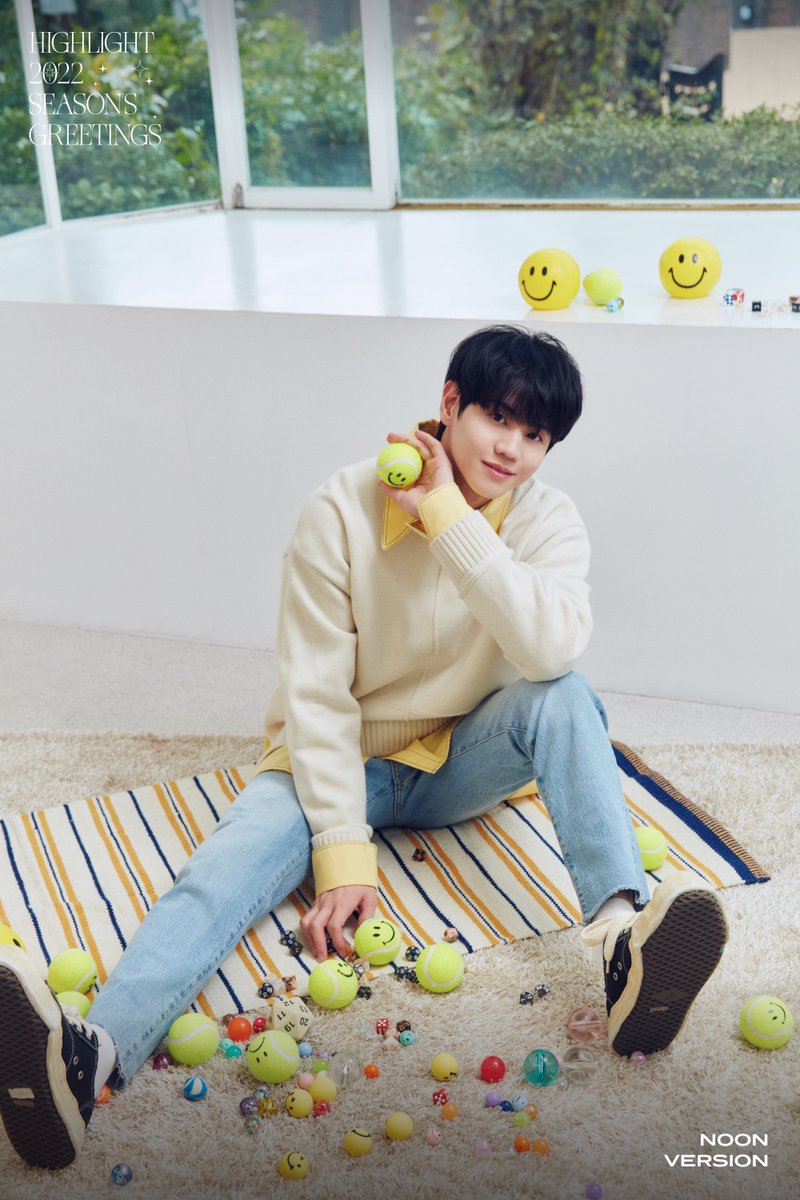 Highlight_AUent's tweet photo. HIGHLIGHT 2022 SEASON'S GREETINGS CONCEPT PHOTO - NOON ver. -

✔ https://t.co/kGAC99Rg0k

#하이라이트 #Highlight #윤두준 #YOONDUJUN #양요섭 #YANGYOSEOP #이기광 #LEEGIKWANG #손동운 #SONDONGWOON https://t.co/Nlt5RukW7f