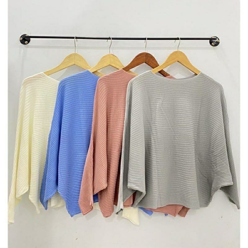 mrzff29's tweet photo. Rekomendasi Blouse Baju Rajut Batwing Atasan Wanita Model Kelelawar 
Belinya disini https://t.co/cR7JGIrDUy

#racunshopee #SHOPEEPAYDAY #ShopeeID https://t.co/BLL8iO1OWa