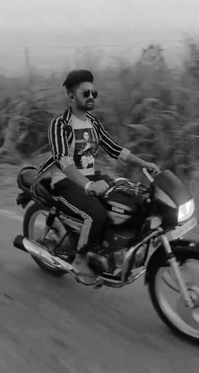 Ravikay08's tweet photo. 🚩 🇬 🇮 🇱 🇱 🚩 https://t.co/408eLEDWTT