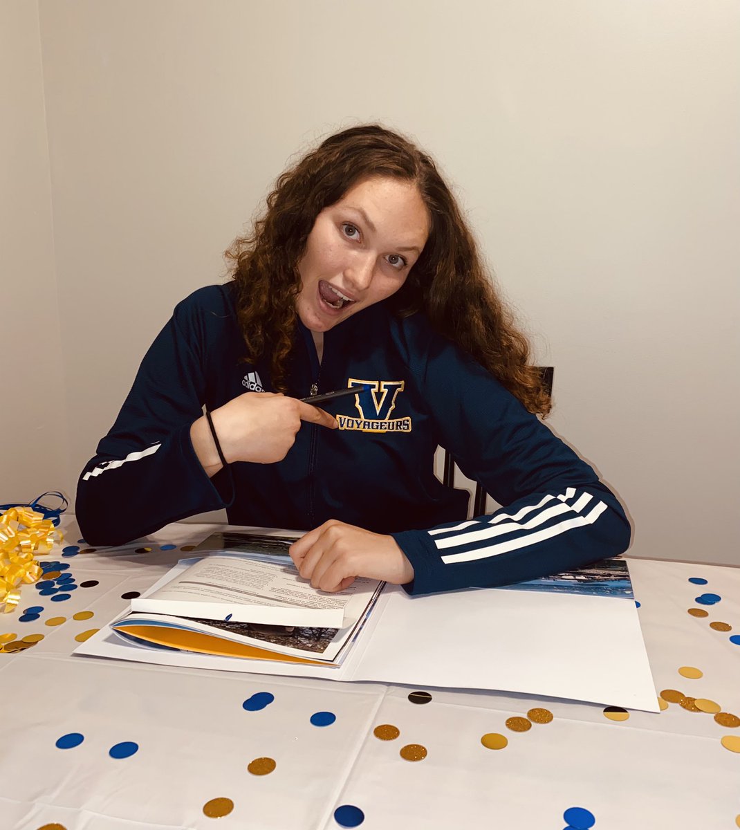 Committed…Thank you to everyone that has been and continues to be part of the journey@laurentianvoyagers@coachmariasoccer@premierleaguefutsal@northmississugasoccer@rockwoodfc@guelphsoccer@notippytappysoccer@brazilliansoccerguelph@tedlasso@johnfrosscvi@monikacordero