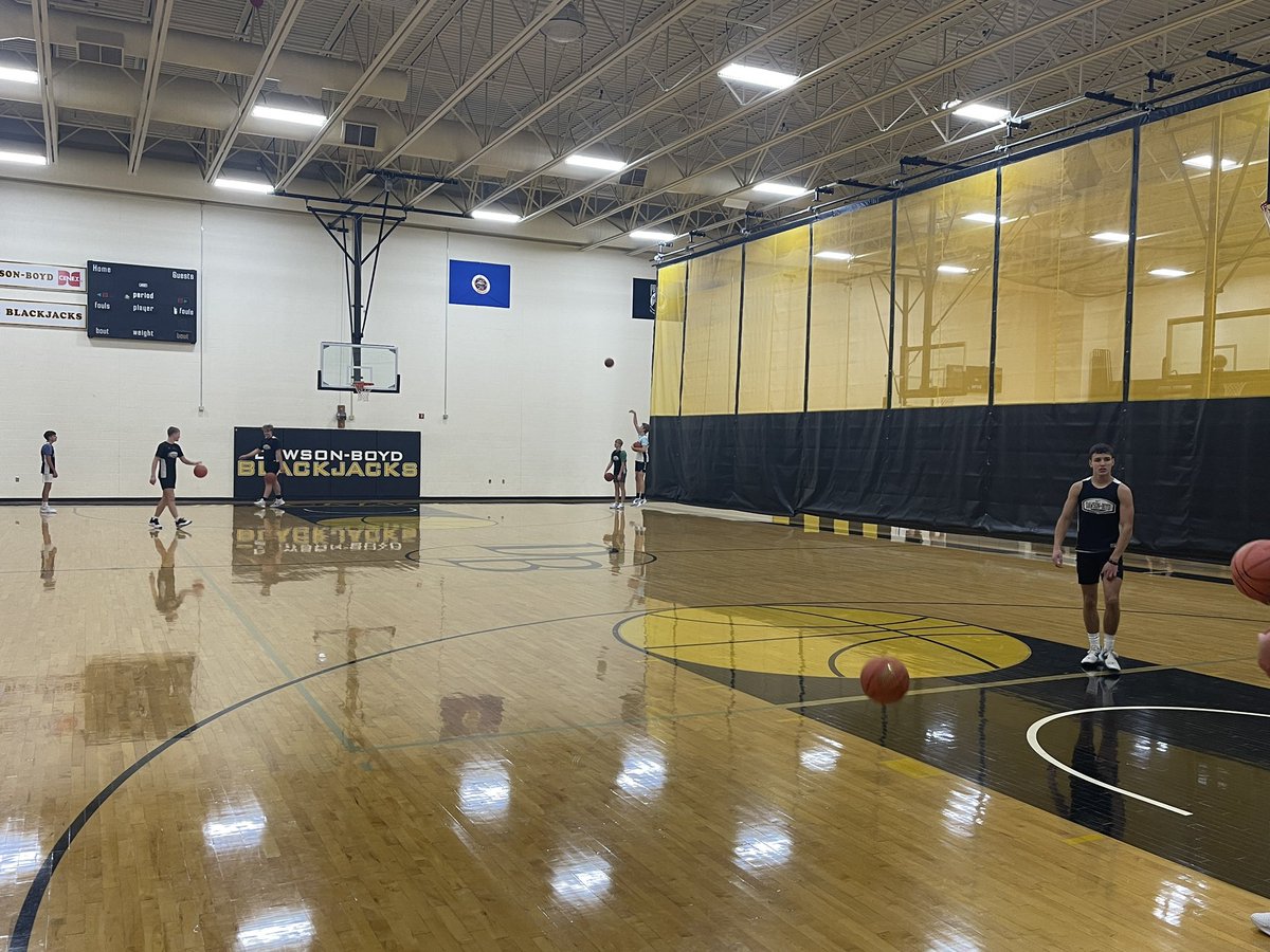 DawsonBoydBB's tweet photo. First day of basketball practice! #GoBlackjacks https://t.co/O3moqgLWr8