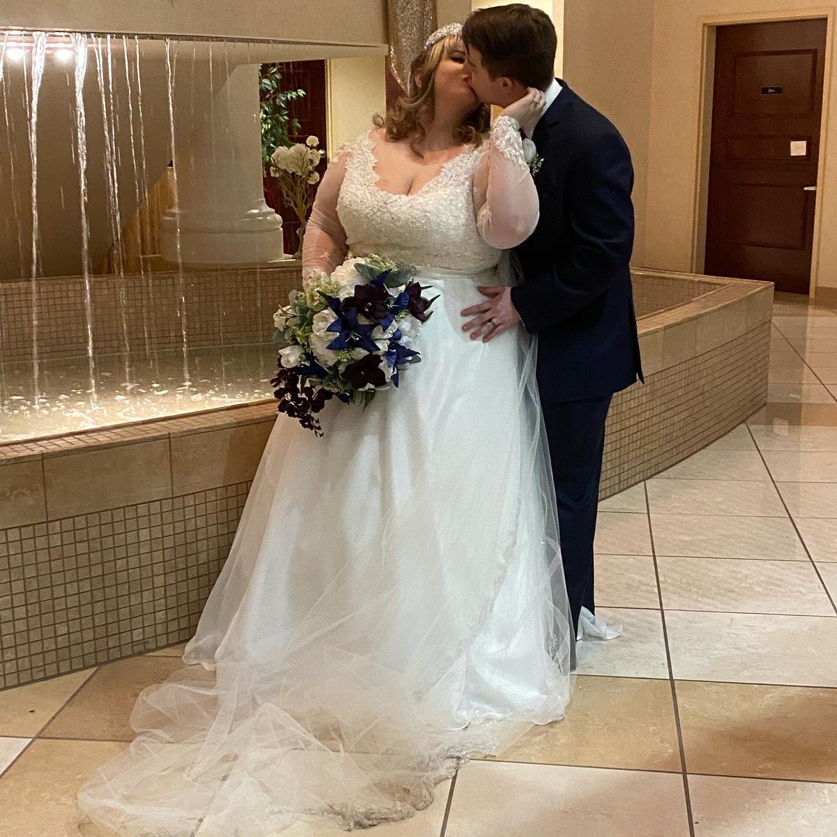 kaylaj1848's tweet image. Got married to my bestfriend this weekend and got tacobell on our way to the hotel 💗💗💗