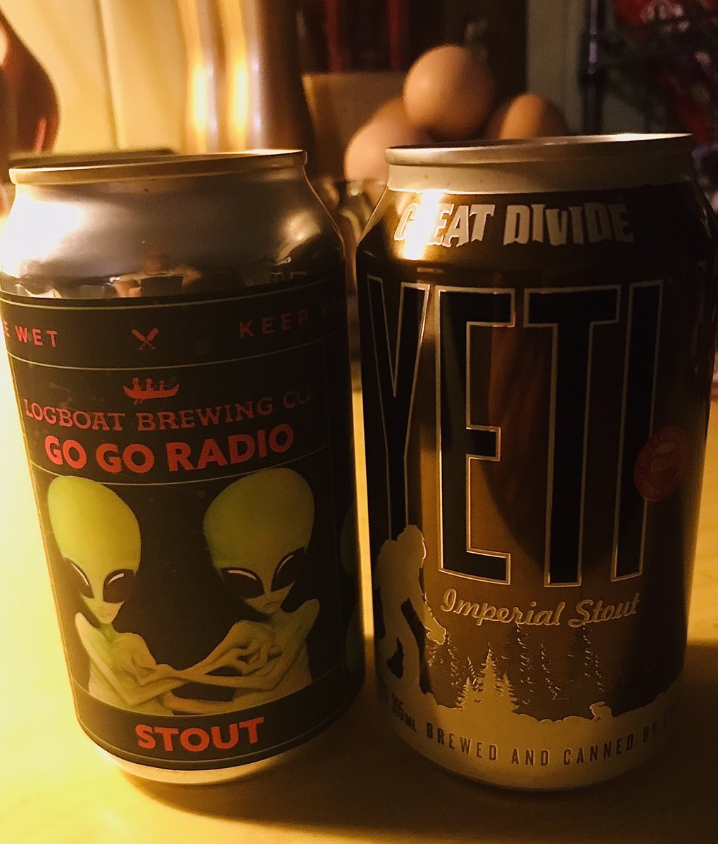 MHuntington7's tweet photo. My wife picked up some specialty stout beers for me during her trip to STL! Brewed only in Missouri, I do believe. ππ»π»π½πΉ (Are those aliens pinching each other? π€·) #AlienBeer #YetiBeer https://t.co/sV6xYqVfKs