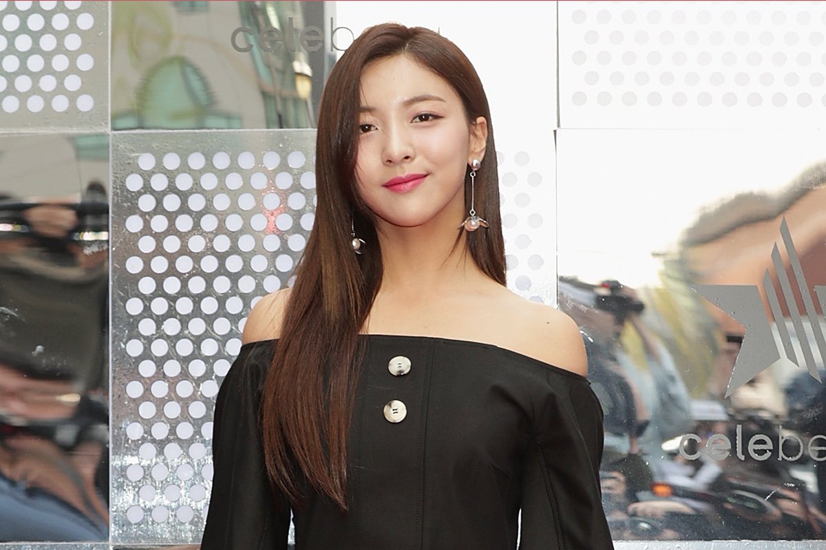 fxtimeline_'s tweet photo. .@official__luna will be making her Broadway debut in “KPOP, The Musical” which will premiere sometime in 2022. https://t.co/Z9qruNEVN2