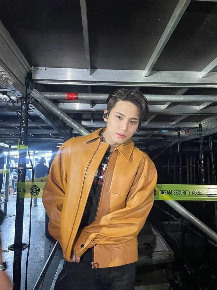 svt_verse's tweet photo. From #민규

#MINGYU: Bbyong🧡🤎

@pledis_17 #SEVENTEEN #세븐틴 https://t.co/BZfSBPXMaB