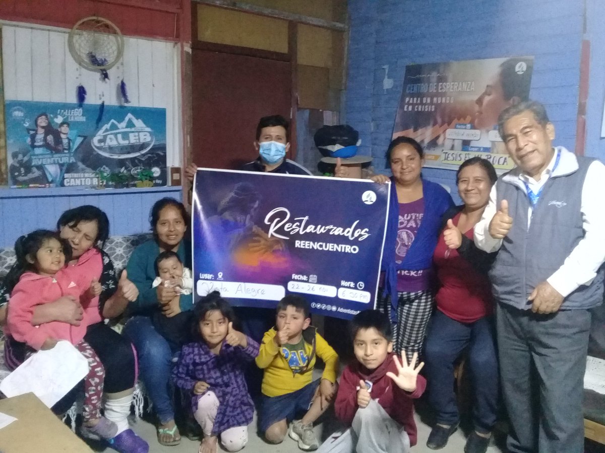 broylivega's tweet photo. Grandes y pequeños comprometidos con la misión. Nuestro GP Jesús es mi roca inicia su semana evangelistica titulada #Restaurados. Acompañennos con sus oraciones 🙏😉🖒
#DMCantoRey #APCE #Reencuentro2021 #INTERNADO2021 #Internado #UPeU https://t.co/UeomRuBTwV
