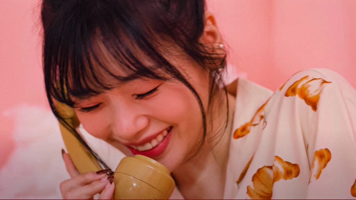 minjisgallery's tweet photo. this is what happiness feels like https://t.co/v1MabZ0Q20