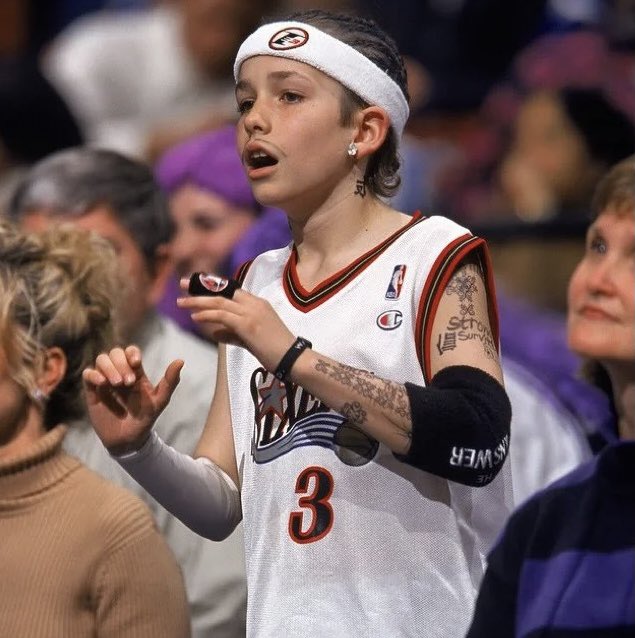 timelesssports_'s tweet photo. (2003) Allen Iverson’s Impact. https://t.co/vcb9gNdBsC