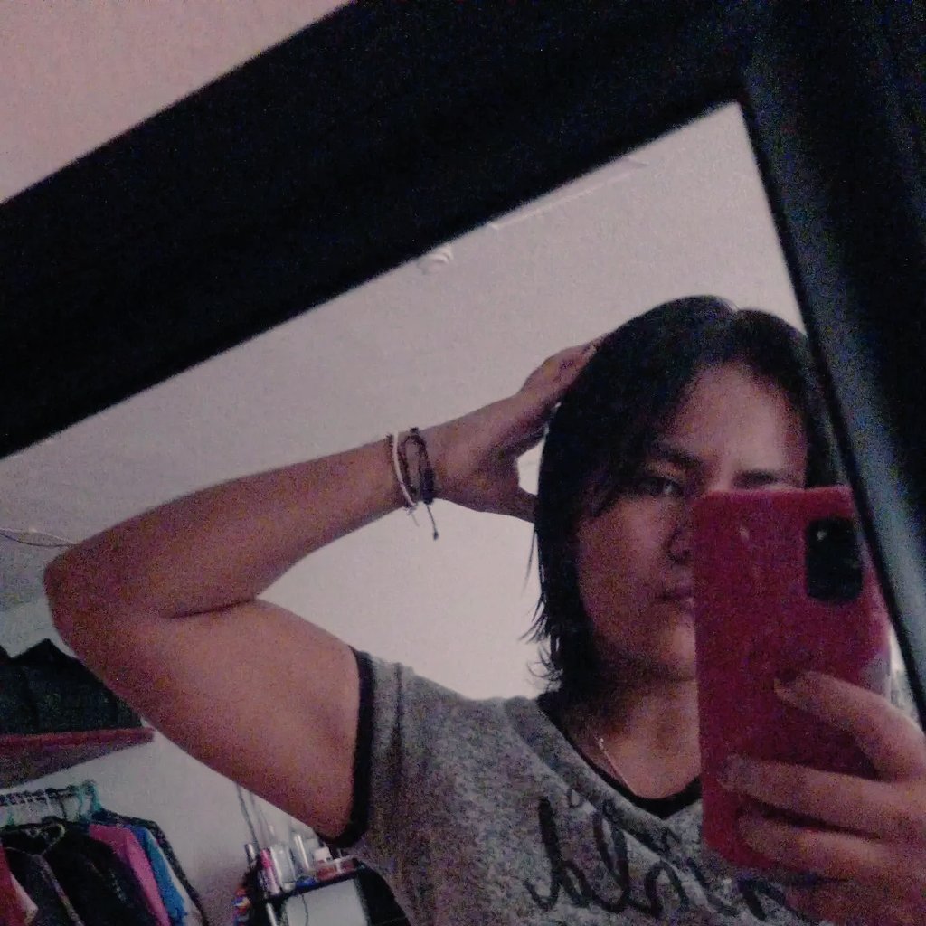 Sisset_'s tweet photo. Me siento rude. 🤘
#SelfieForCache https://t.co/QQfGh4Zp2t