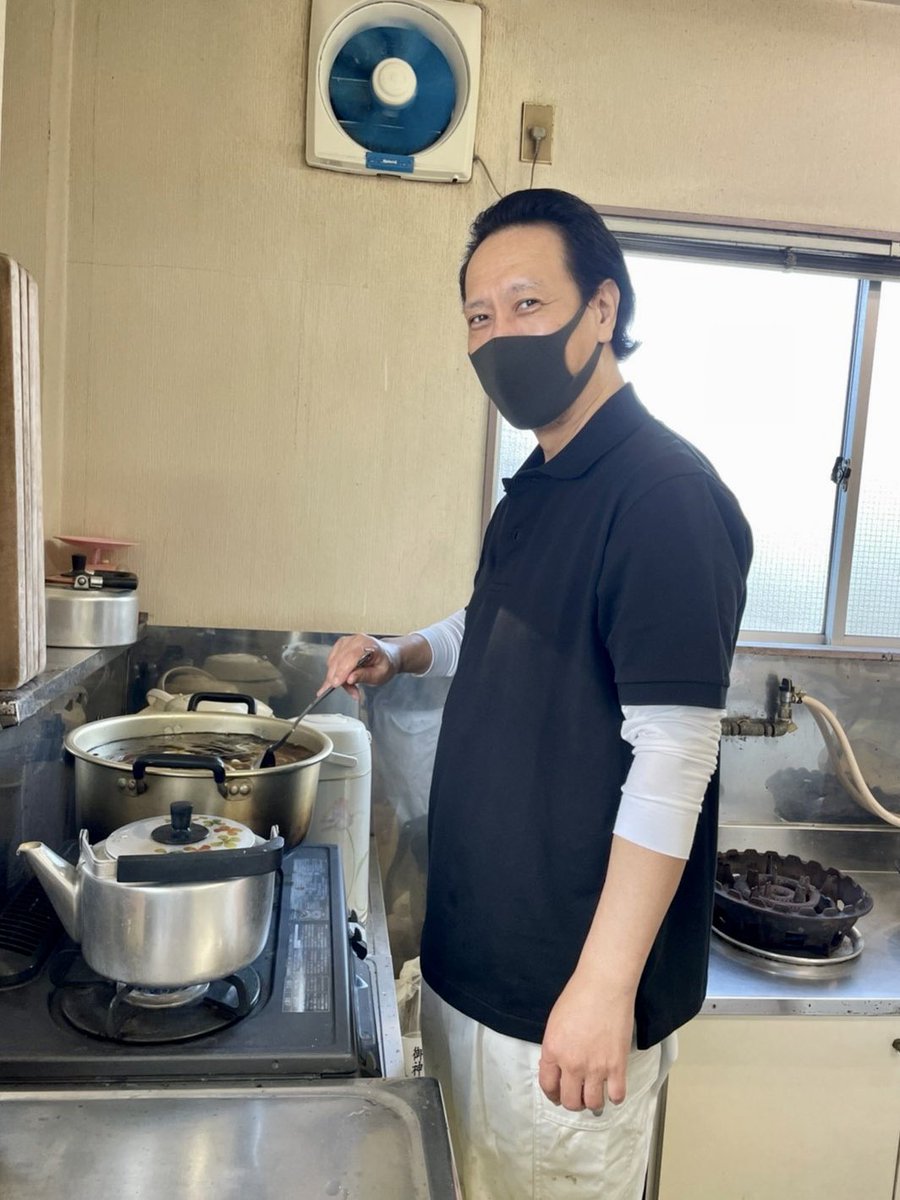 kanomachi_'s tweet photo. 俳優部で炊き出しをつくっております🍙
#かのまち #COLLABOplus #下地湧貴監督 https://t.co/FOLV77rr4h