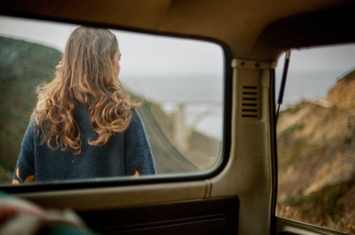 jvkewillivms's tweet photo. Big Sur mini-moon. #35mm https://t.co/f1yhMDPF1y